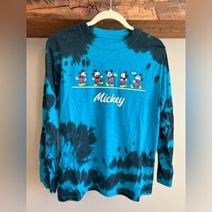 Mickey Mouse/Disney Long Sleeve